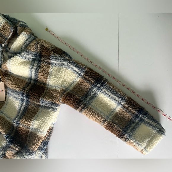 Thread & Supply Sherpa Cozy Soft Pullover Women’s M‎ Cream Blue Tan Plaid NWOT - Picture 5 of 10